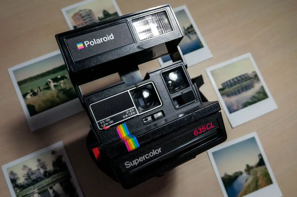 Polaroid Supercolor 635CL Vintage Instant Camera