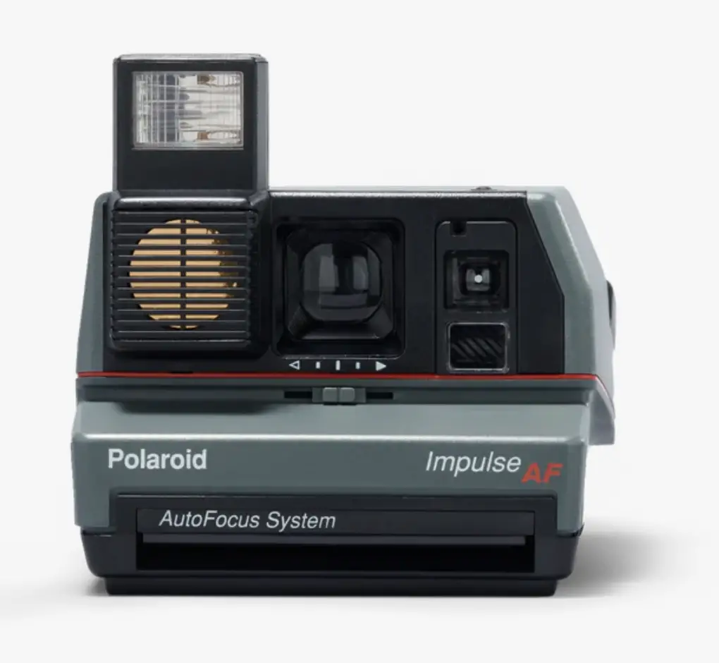 Polaroid 600 Impulse AF uses Polaroid 600 film