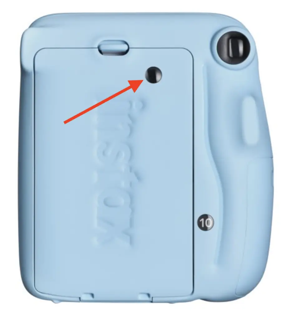 The film indicator window on the back of the Instax Mini 11.